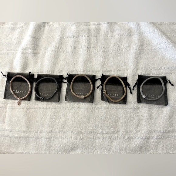Buckley London bracelet set (5). Each with their own bag - Picture 3 of 4